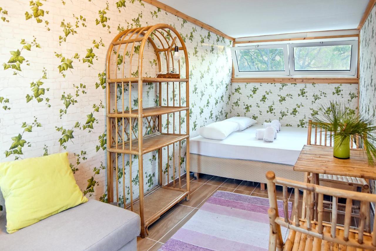 Drolma Ling Nature Cabins Theológos Екстериор снимка